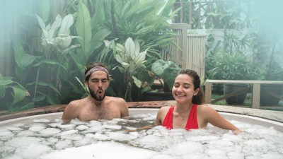 Eisbaden - Gesundheitliche Vorteile des Sprungs ins eiskalte Nass