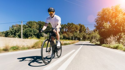 Fahrradfahrer auf einem Rennrad
