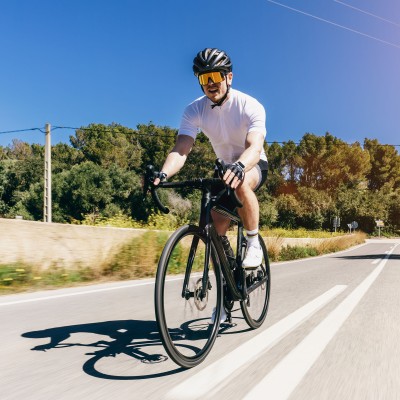 Fahrradfahrer auf einem Rennrad