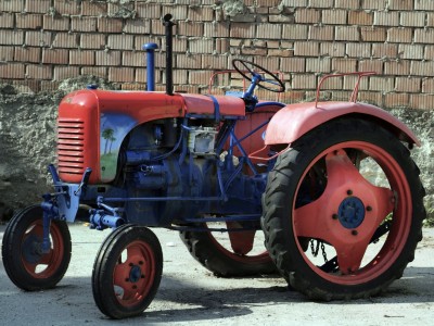 Oldtimer-Traktor-Versicherung: Oldtimer-Traktor