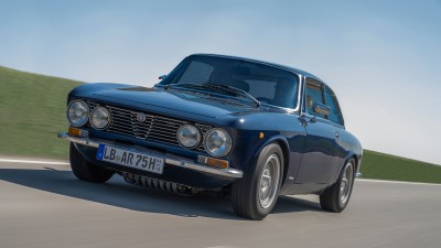 Alfa-Klassiker auf der Straße